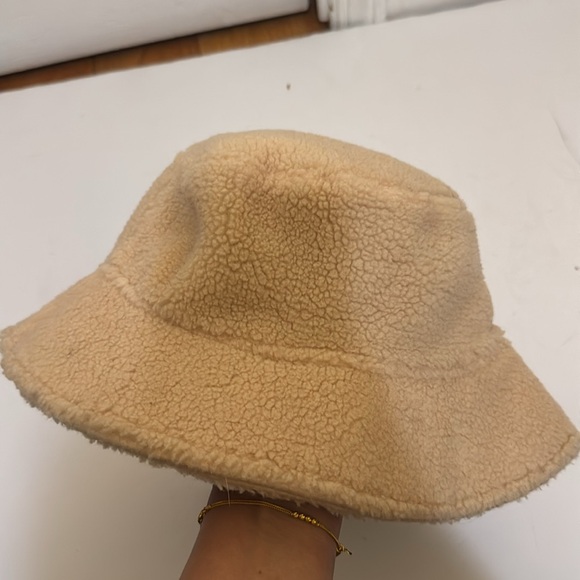 Lele Sadoughi bucket hat - Picture 2 of 5